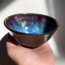 Load image into Gallery viewer, Small Sparkly Bowls
